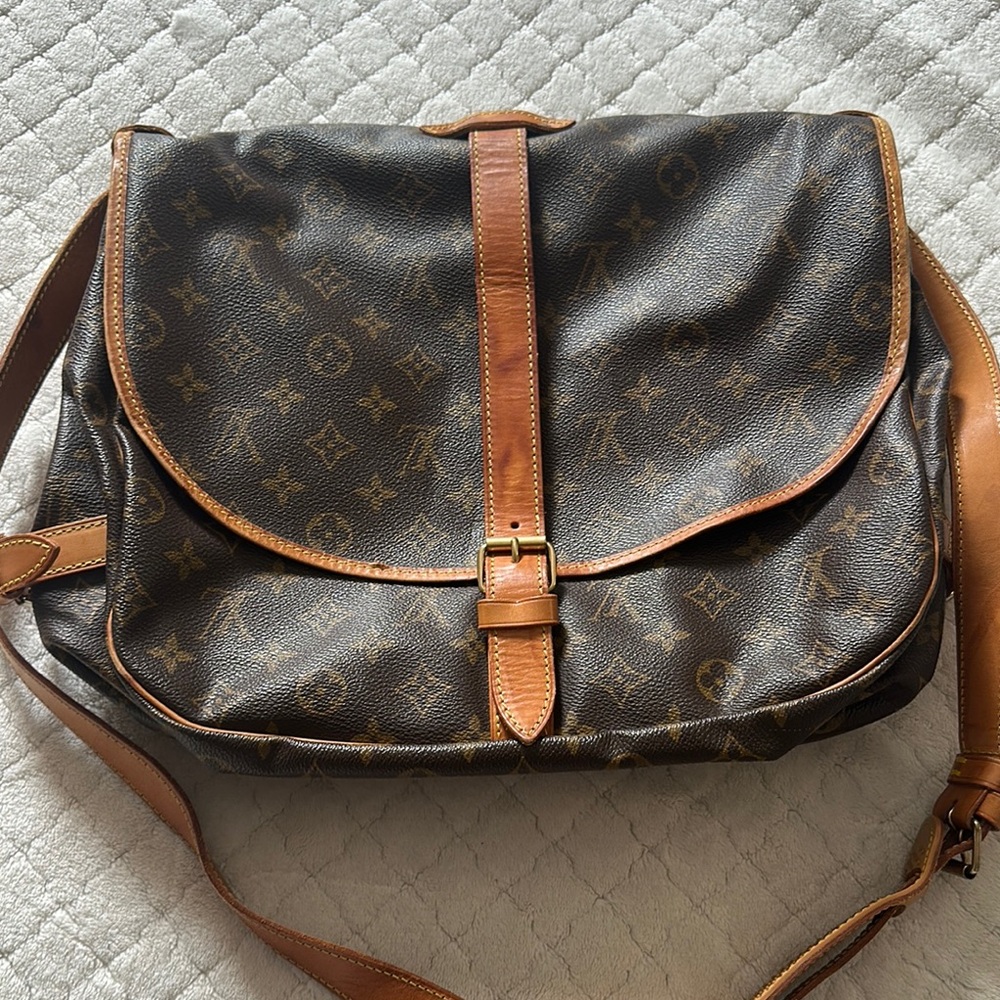Louis Vuitton Brown Tan Monogram Messenger Bag - Picture 3 of 16
